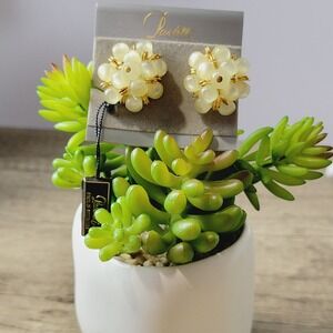 Vintage 60s Pastelli beaded clip-on earrings yellow moonglow lucite deadstock